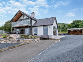 5 Bed in Ruthin 86009